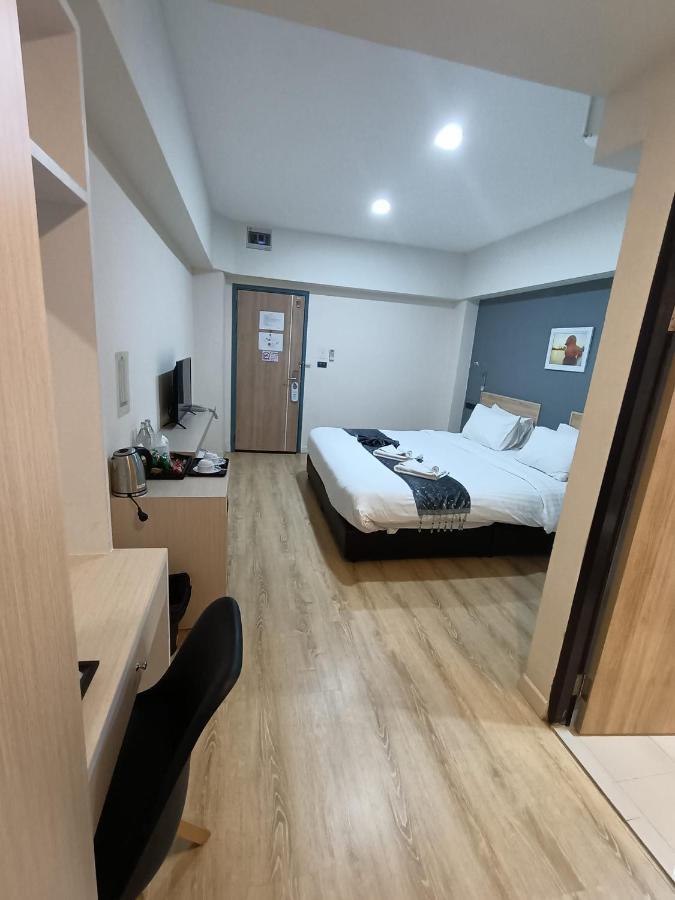 Tisa Hotel Udonthani エクステリア 写真