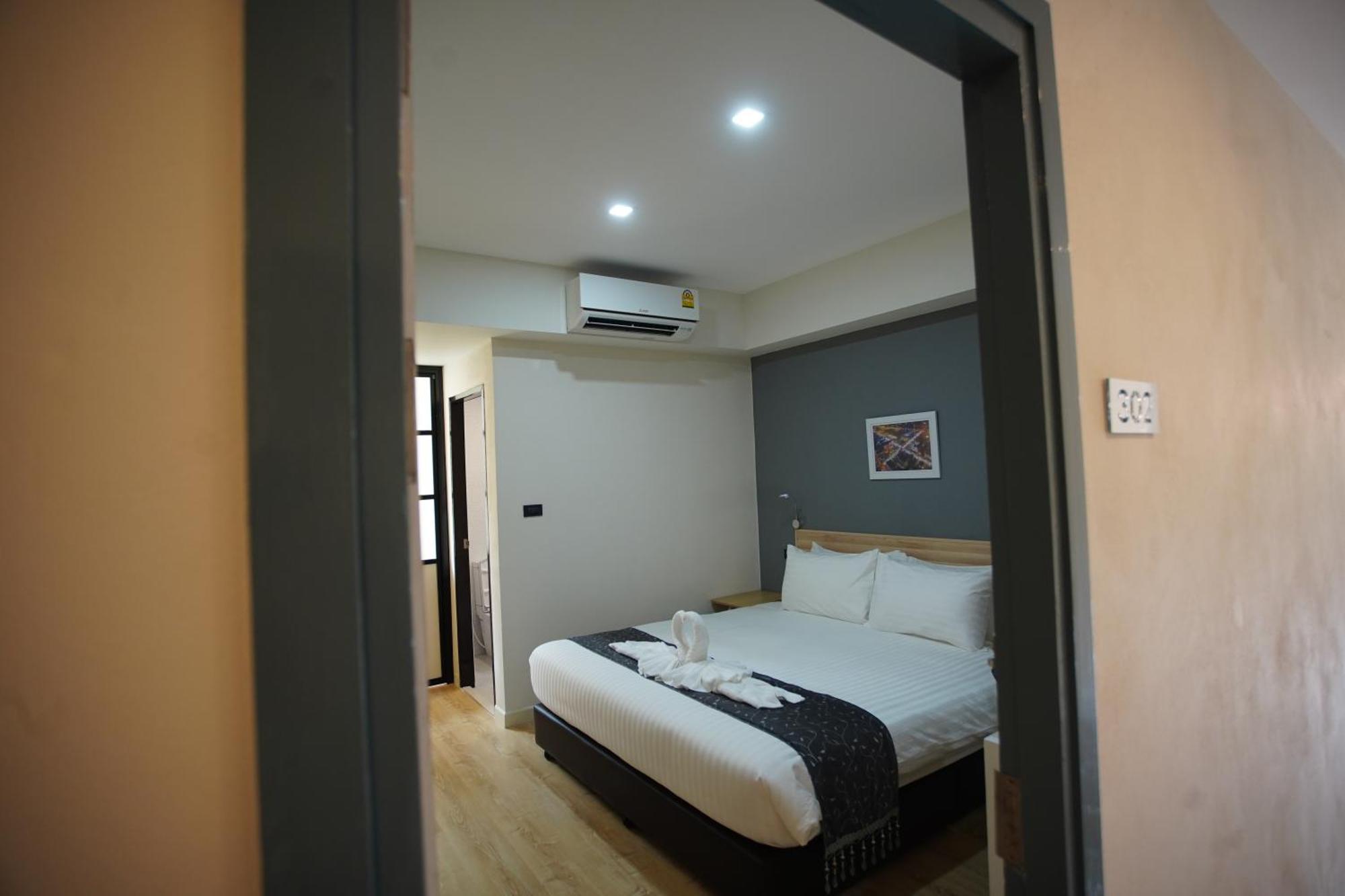 Tisa Hotel Udonthani エクステリア 写真